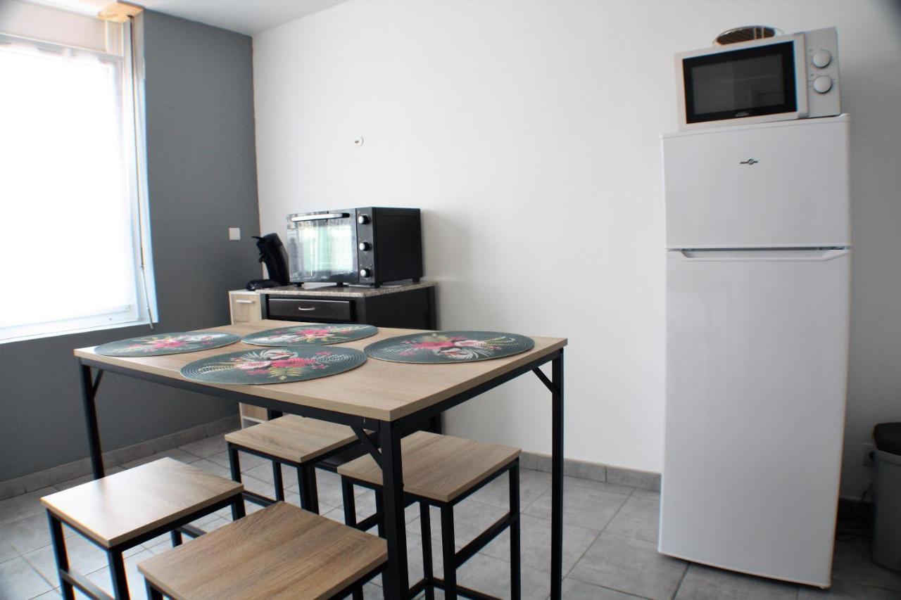 Le Cottage Des Curie Calais Zewnętrze zdjęcie