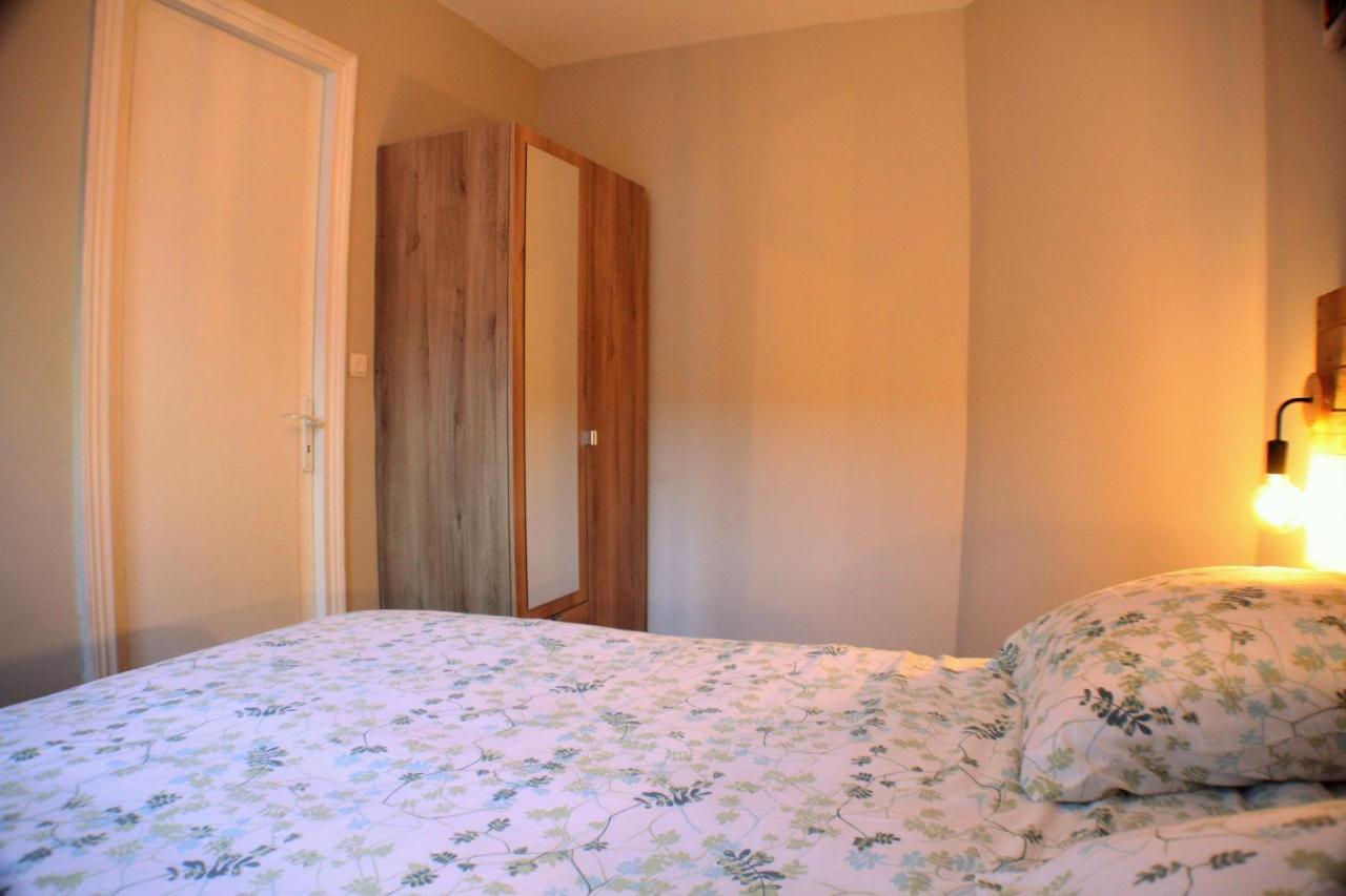 Le Cottage Des Curie Calais Zewnętrze zdjęcie
